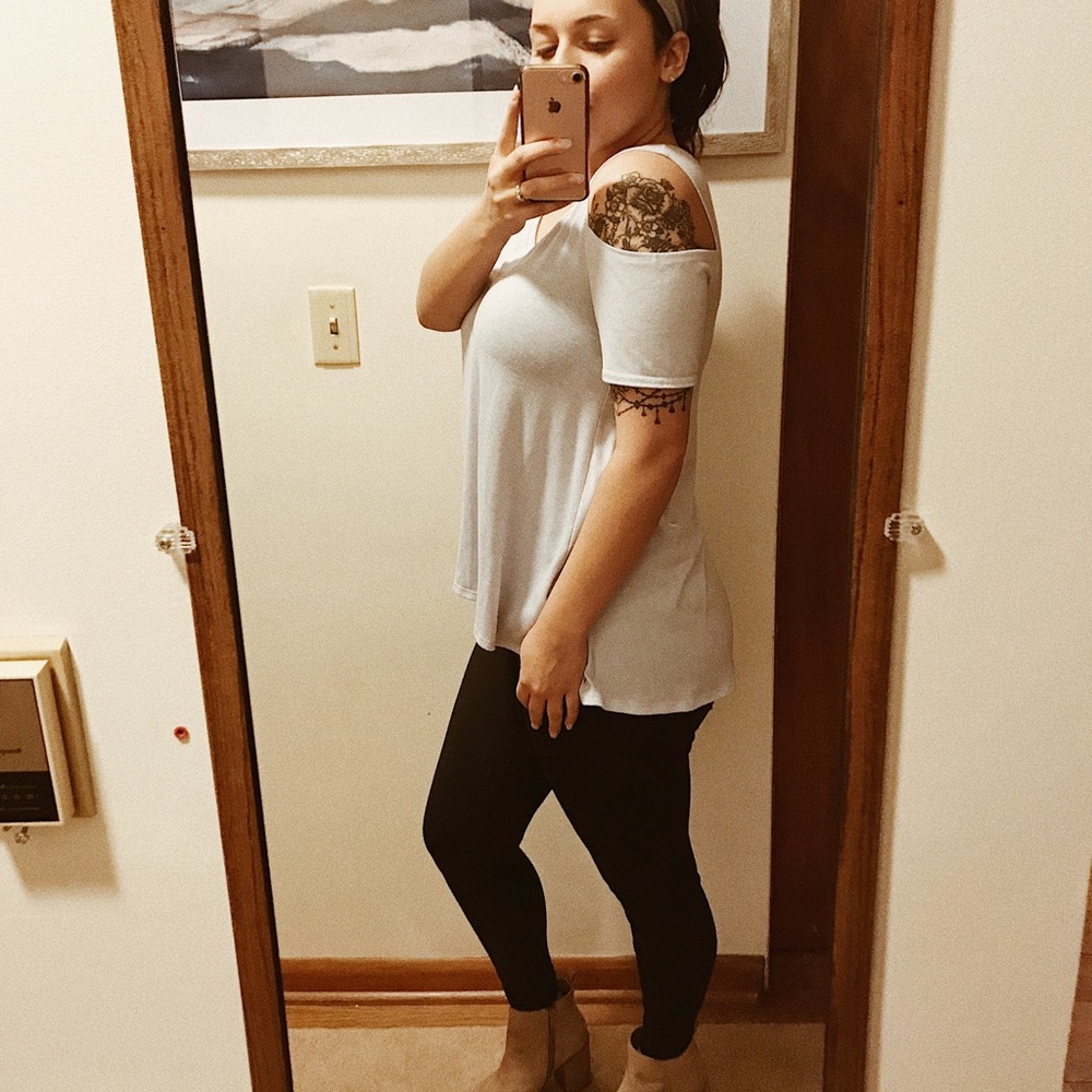 Relaxed tee with shoulder cutout :)